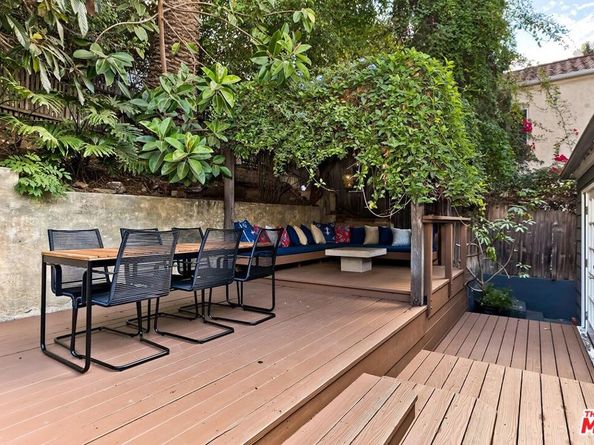 5912 Canyon, Los Angeles CA 90068