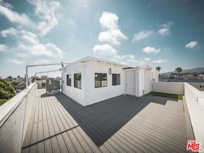 1115 14th Street, Santa Monica CA 90403