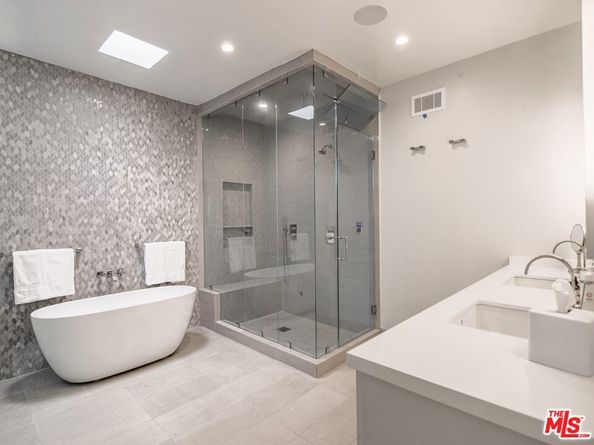 1115 14th Street, Santa Monica CA 90403