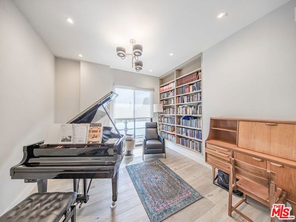 1115 14th Street, Santa Monica CA 90403