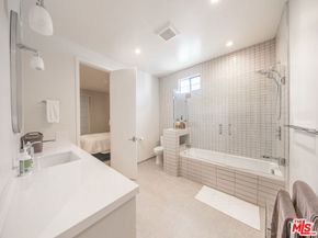 1115 14th Street, Santa Monica CA 90403