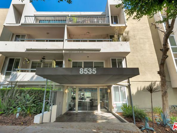 8535 W West Knoll Drive 107, West Hollywood CA 90069