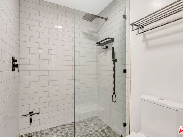 8535 W West Knoll Drive 107, West Hollywood CA 90069