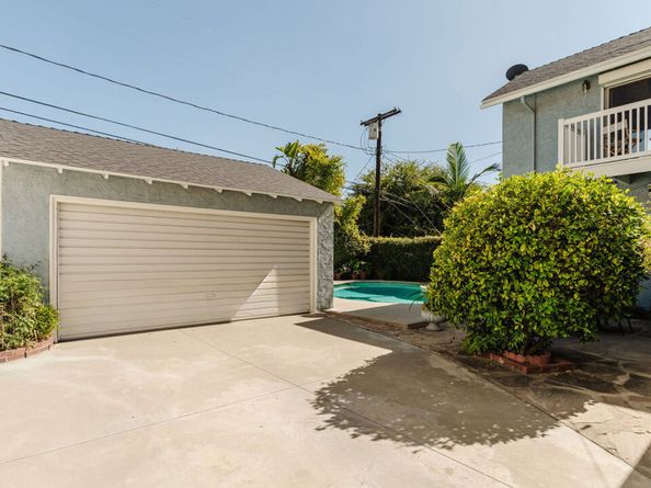 736 Irving Drive, Burbank CA 91504
