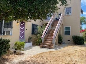 11758 11752 Magnolia Boulevard, Valley Village CA 91607
