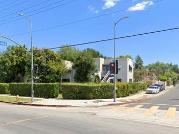 11758 11752 Magnolia Boulevard