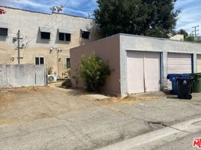 11758 11752 Magnolia Boulevard, Valley Village CA 91607