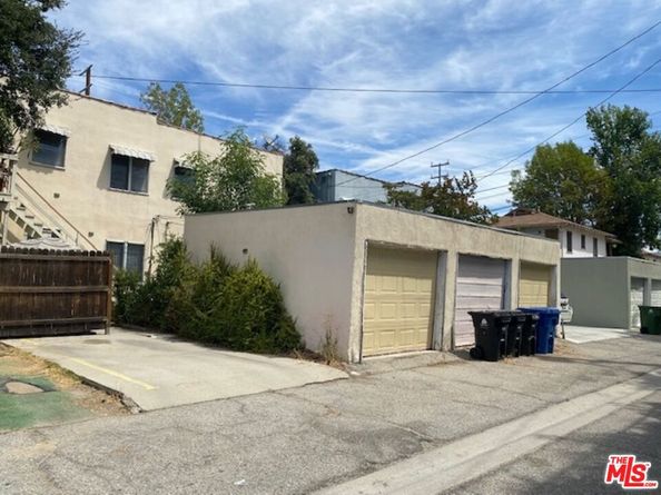 11758 11752 Magnolia Boulevard, Valley Village CA 91607