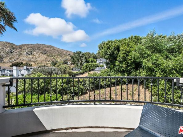 23971 De Ville Way, Malibu CA 90265