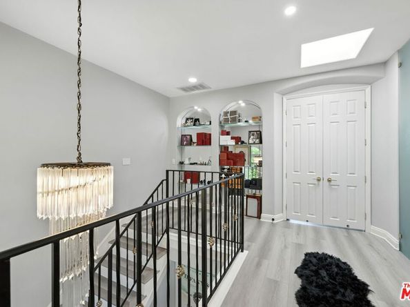 23971 De Ville Way, Malibu CA 90265