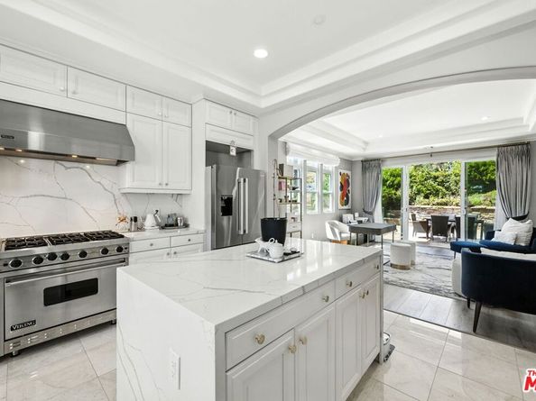 23971 De Ville Way, Malibu CA 90265