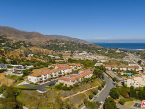 23971 De Ville Way, Malibu CA 90265