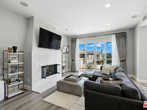 23971 De Ville Way, Malibu CA 90265