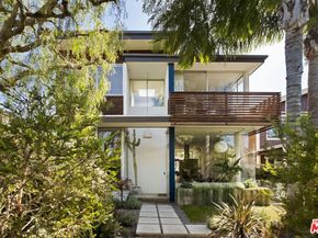 764 Nowita Place, Venice CA 90291