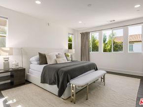 1915 Covington Lane, Los Angeles CA 90034