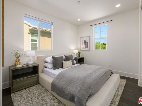 1915 Covington Lane, Los Angeles CA 90034