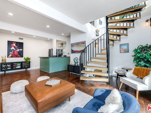 3261 N Knoll Drive, Los Angeles CA 90068