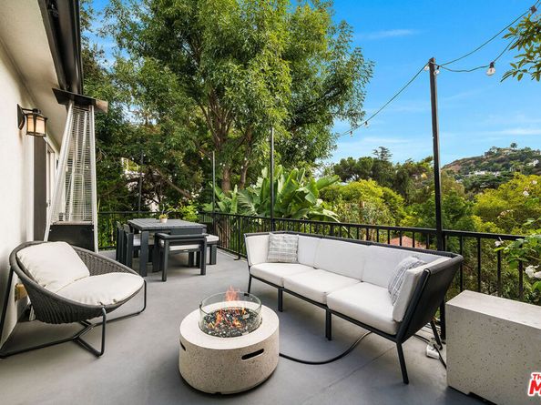 3261 N Knoll Drive, Los Angeles CA 90068