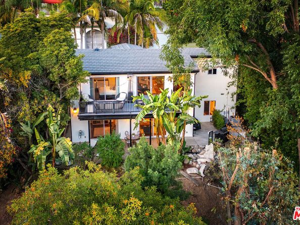 3261 N Knoll Drive, Los Angeles CA 90068