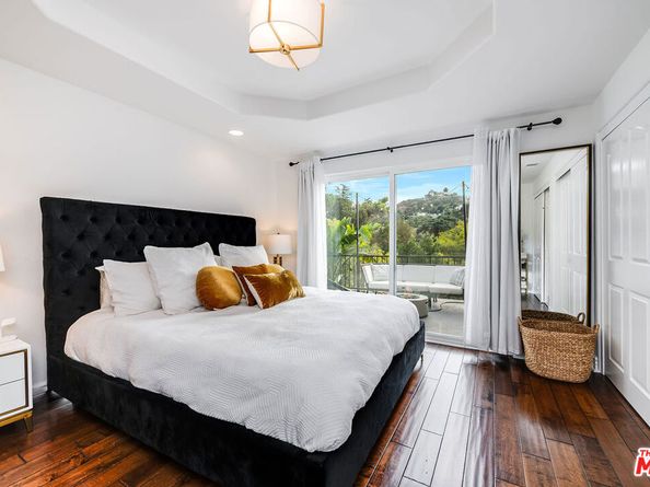 3261 N Knoll Drive, Los Angeles CA 90068