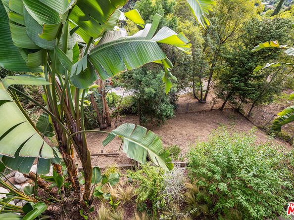 3261 N Knoll Drive, Los Angeles CA 90068