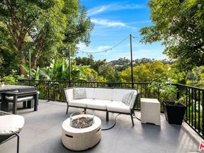 3261 N Knoll Drive, Los Angeles CA 90068
