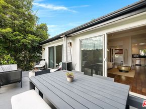 3261 N Knoll Drive, Los Angeles CA 90068