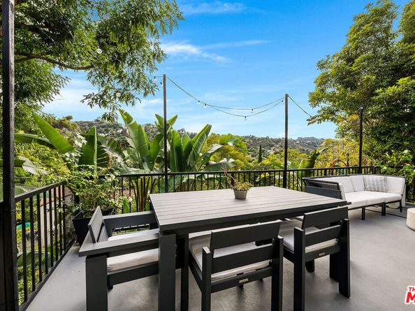 3261 N Knoll Drive, Los Angeles CA 90068
