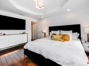 3261 N Knoll Drive, Los Angeles CA 90068