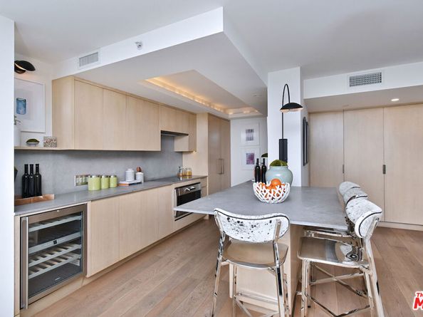 201 Ocean Avenue 906P, Santa Monica CA 90402