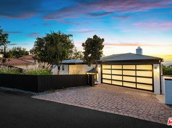 3345 Wonder View Drive