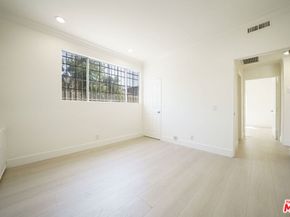 800 S BRONSON Avenue, Los Angeles CA 90005