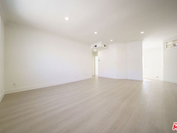 800 S BRONSON Avenue, Los Angeles CA 90005