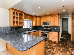 800 S BRONSON Avenue, Los Angeles CA 90005
