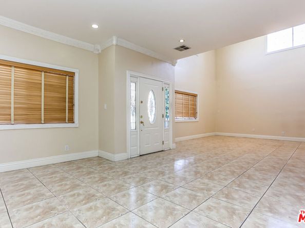 800 S BRONSON Avenue, Los Angeles CA 90005