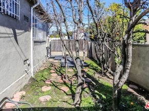 800 S BRONSON Avenue, Los Angeles CA 90005