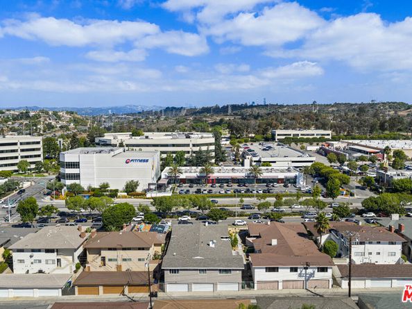 5040 W Slauson Avenue, Los Angeles CA 90056