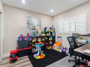 5040 W Slauson Avenue, Los Angeles CA 90056