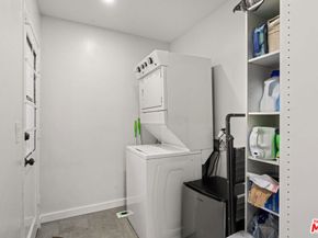 5040 W Slauson Avenue, Los Angeles CA 90056