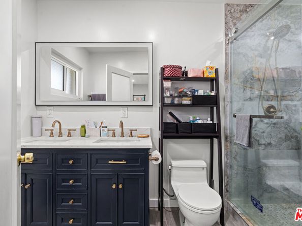 5040 W Slauson Avenue, Los Angeles CA 90056