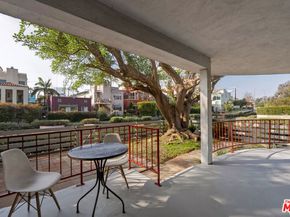 2300 Grand Canal, Venice CA 90291