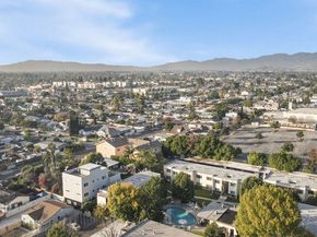 11813 Runnymede 47, North Hollywood CA 91605