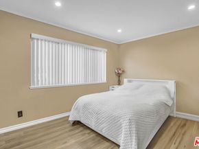 11813 Runnymede 47, North Hollywood CA 91605