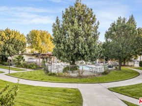 11813 Runnymede 47, North Hollywood CA 91605