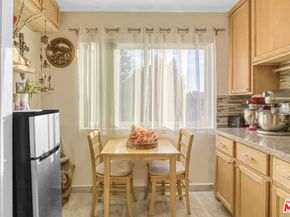 11813 Runnymede 47, North Hollywood CA 91605