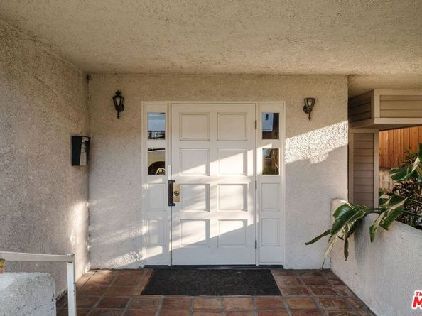 11930 Avon Way 108, Los Angeles CA 90066