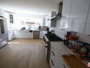 2744 S Bentley Avenue, Los Angeles CA 90064