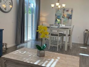 7603 N Honor Way, Van Nuys CA 91405