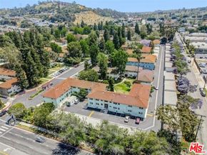 5832 Bowcroft Street 4, Los Angeles CA 90016
