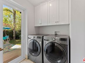 3251 Stewart Avenue, Los Angeles CA 90066